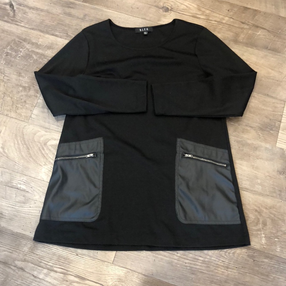 Black Tunic Leather Pockets